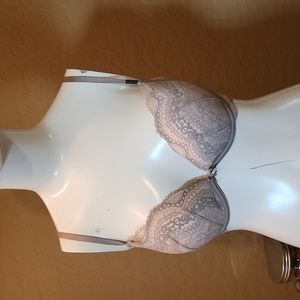 NWT Victorias Secret Pink with Beige Lace Bra (0709)